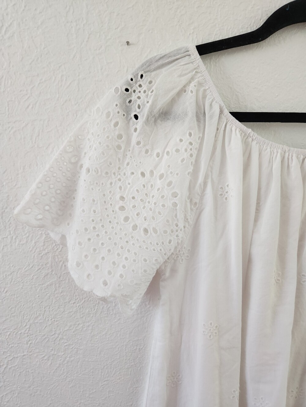 White Cotton Eyelet Flutter-Sleeve Women's Dress, Size XL - Picture 3 of 9